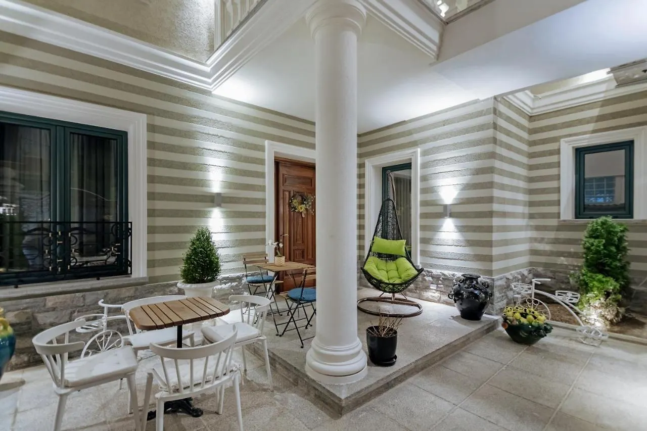 **** Ξενοδοχείο Villa Ester Κορυτσά Αλβανία